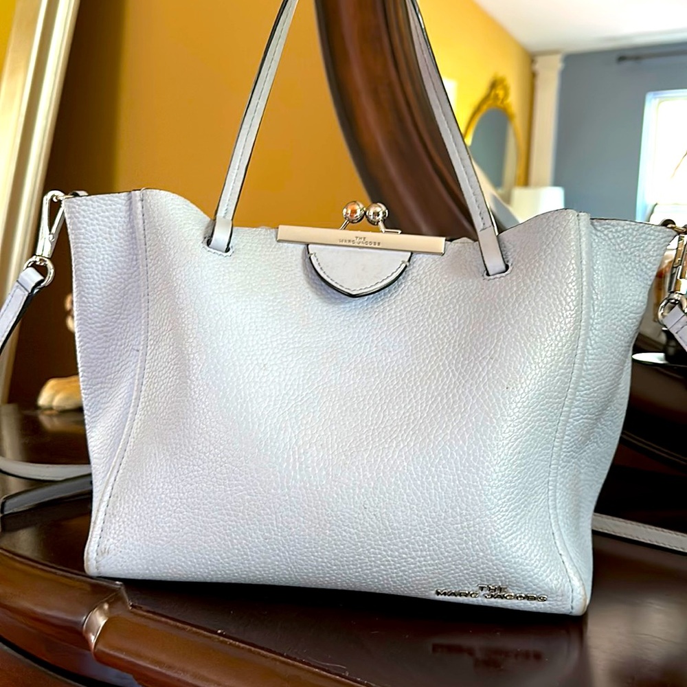 MARC JACOBS